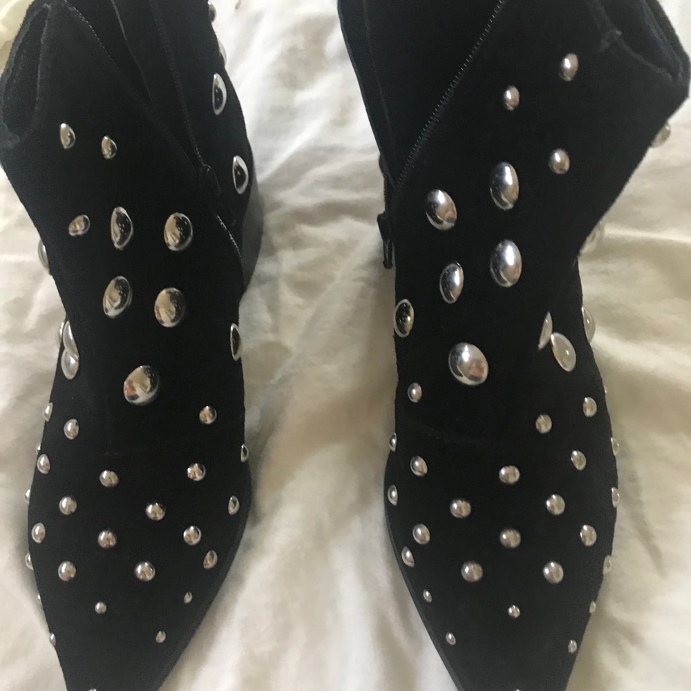 Kenneth Cole boots